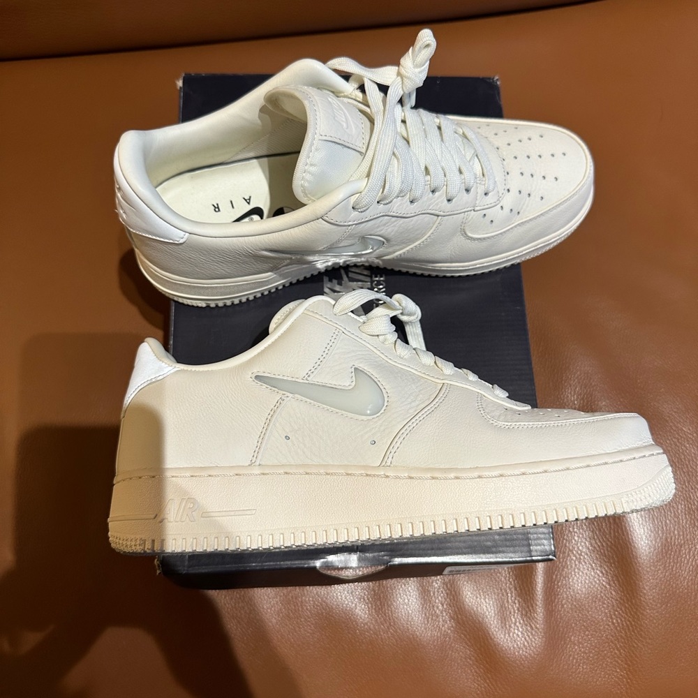 Nike Air Force 1 Retro PRM Jewel Swoosh Sail White Men's 9.5  2017 AUTHENTIC